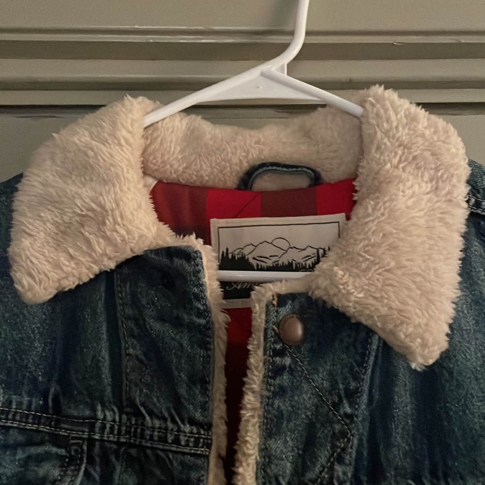 Brand new winter jean jacket - Picture 2 of 7